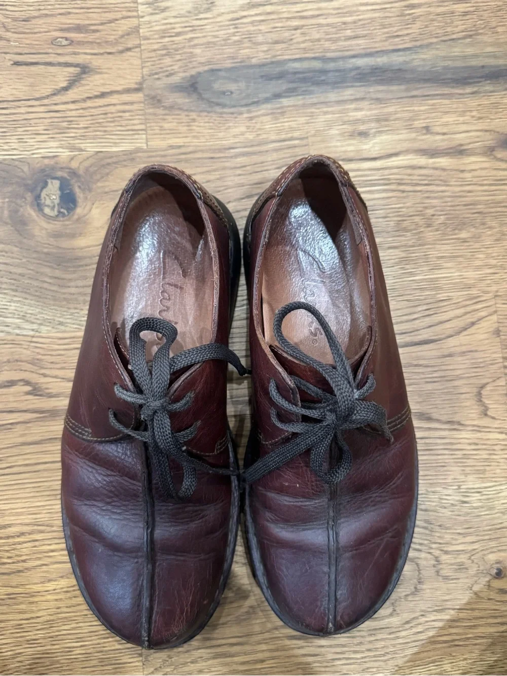 Clarks Men’s Dark Brown Leather Lace-Up Oxfords